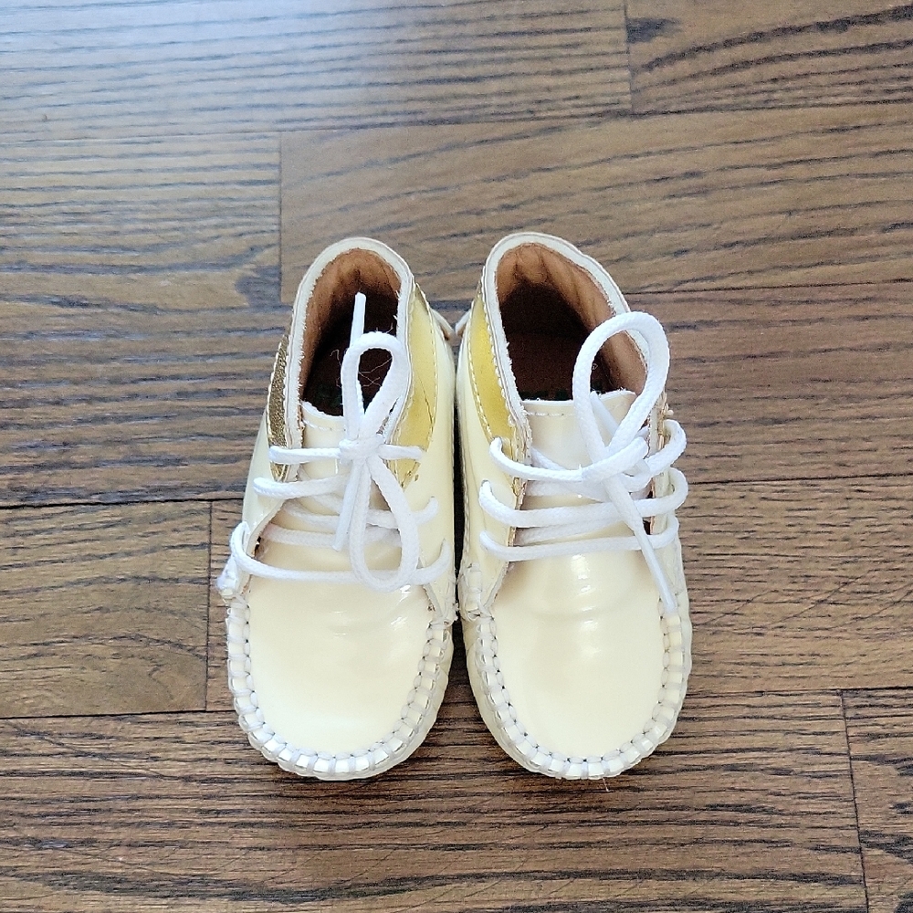 FASCANI Cream Moccasin Shoes
